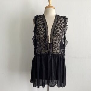 Secret Treasures Plus Size Black Lace Ruffled Sleeveless Elastic Waist XXl